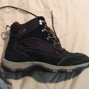 L.L. Bean men boots size 10 water proof